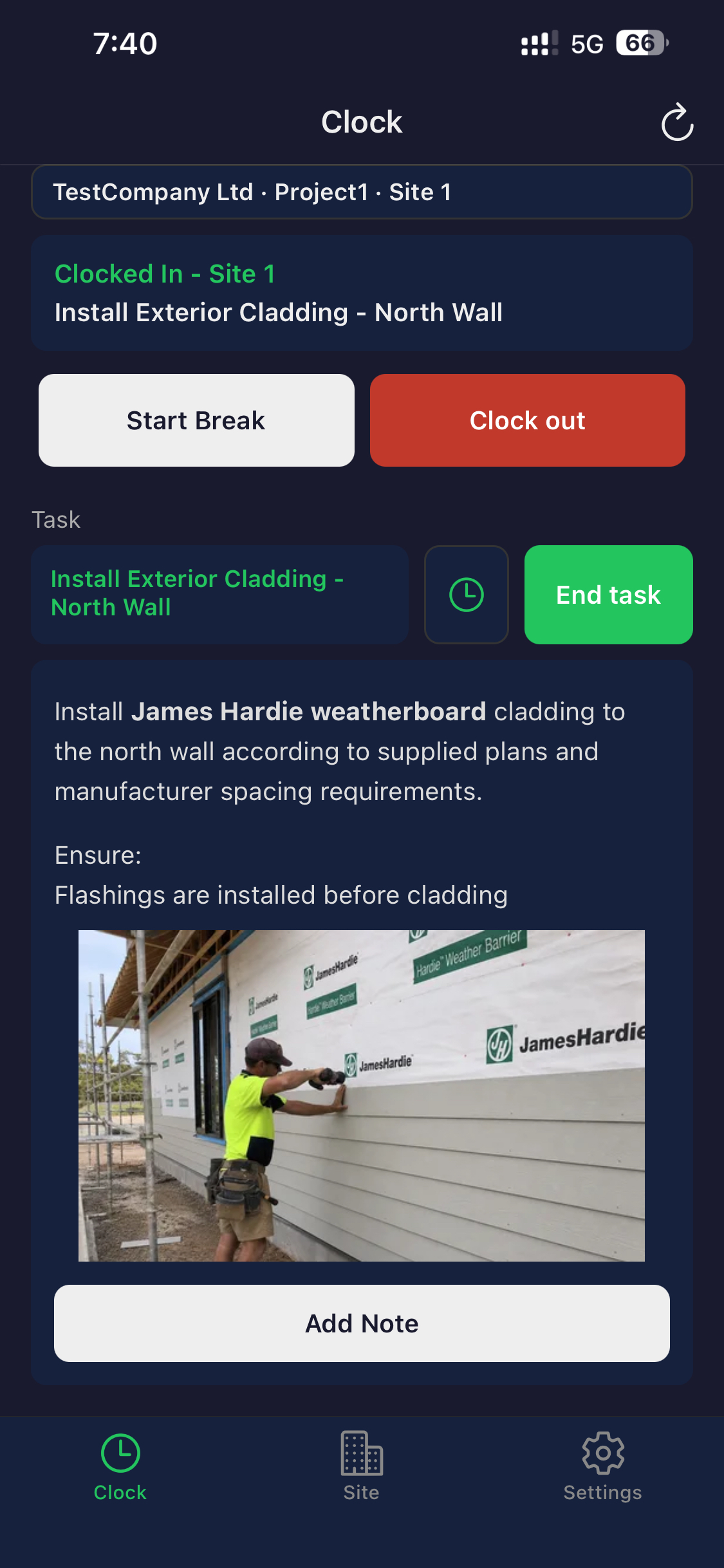 Clock screen in the SiteOffice mobile app